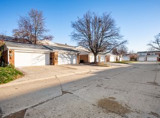7622 Vintage Ct, Indianapolis, IN 46226
