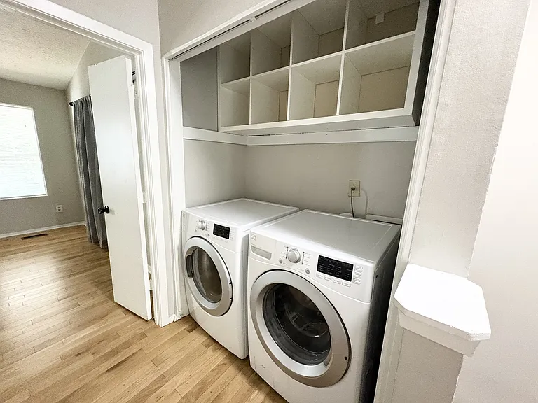 6646 Wellington Sq #1 — Photo 7