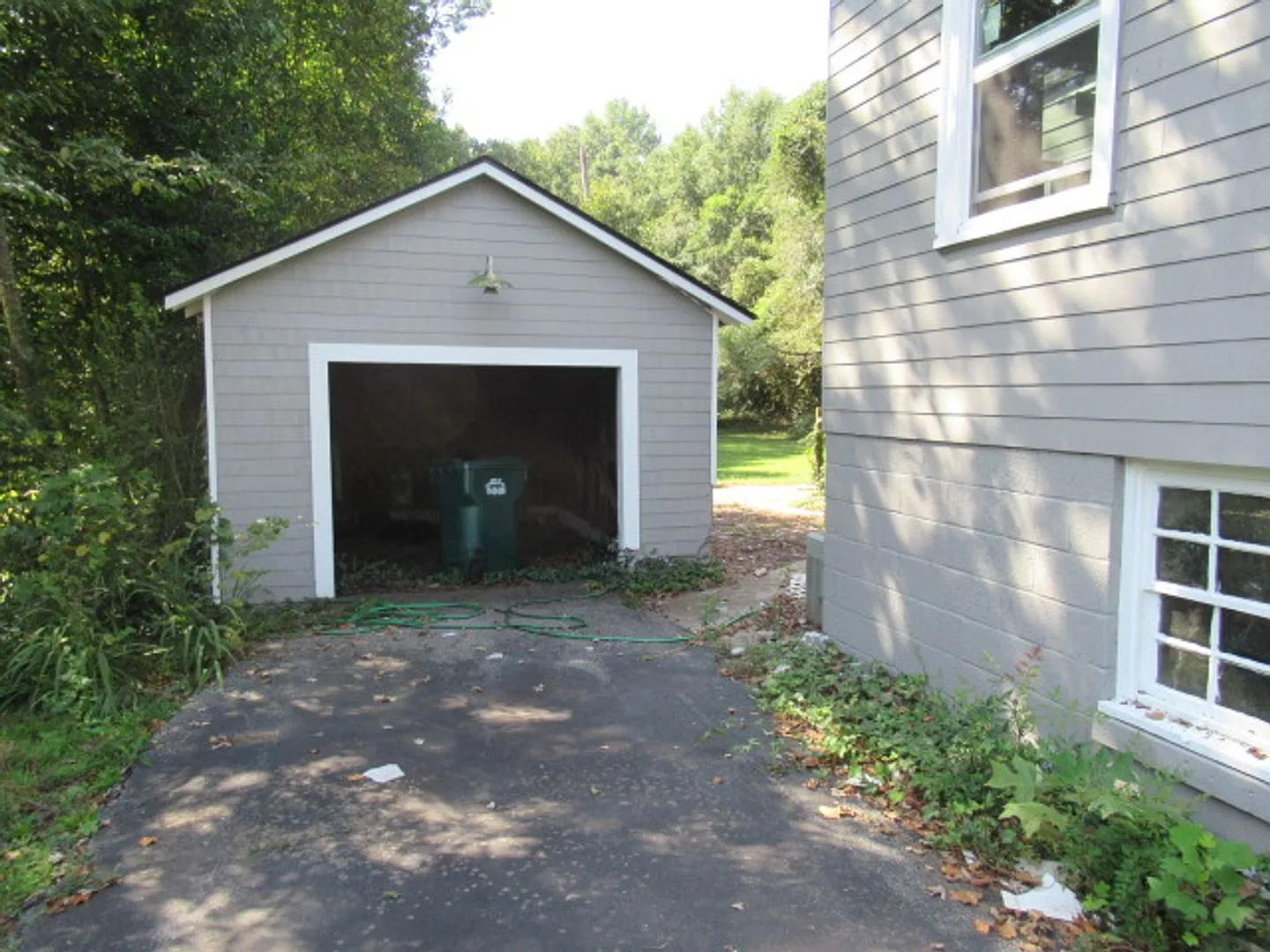 Cedar 831 — Photo 3