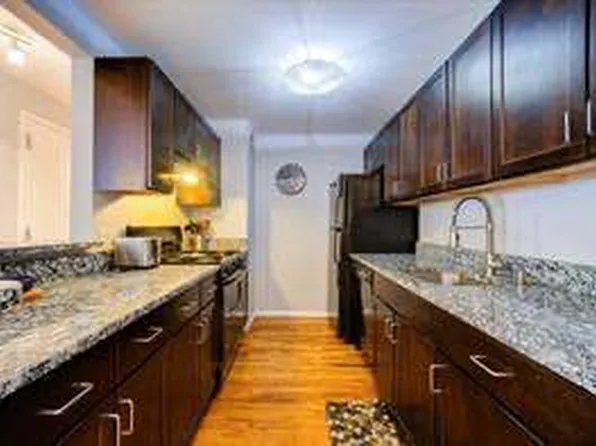 150 Feather Bed Lane image 13 of 24