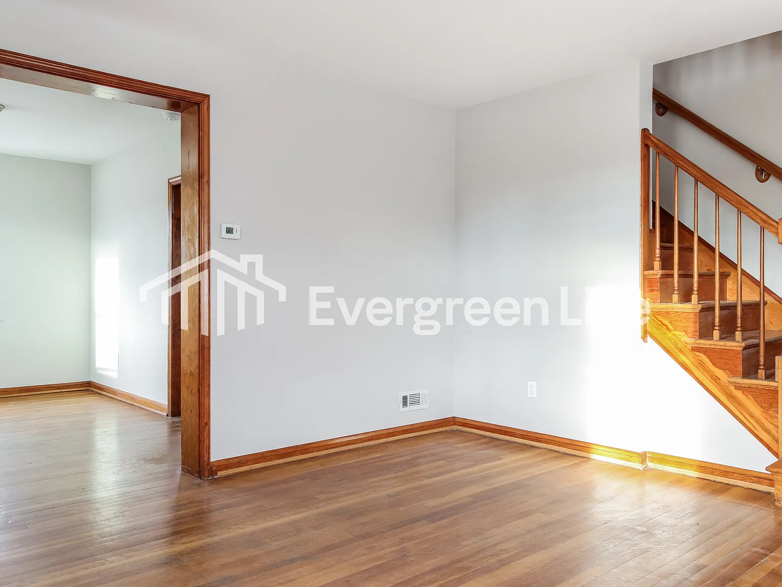 3 bed, 1.5 bath, 1260 sqft, $1,800 — Photo 3