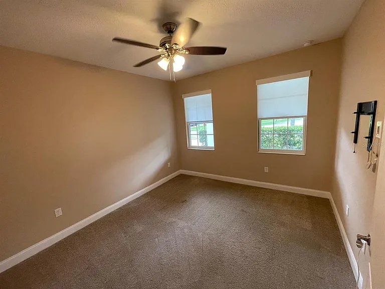2745 Peony Dr — Photo 14