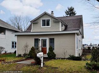 30 Overton St, Warwick, RI 02889