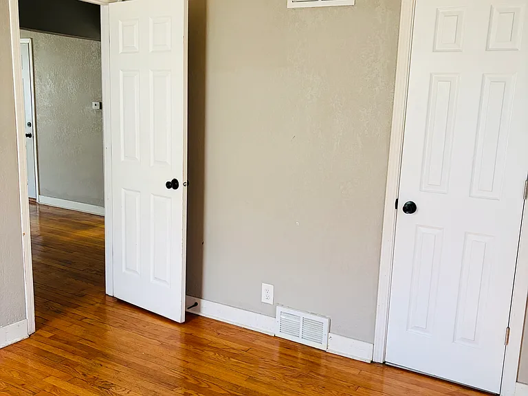 5068 N Hopkins St #5068 — Photo 7