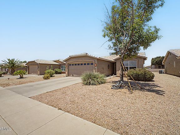 2nd image of 1462 E TORREY PINES Lane