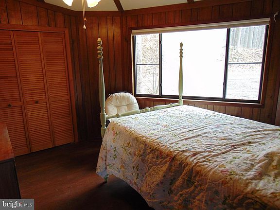 3rd image of 1136 Moonlight Dr