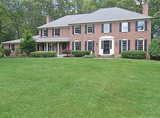 240 Watch Hl, East Greenwich, RI 02818