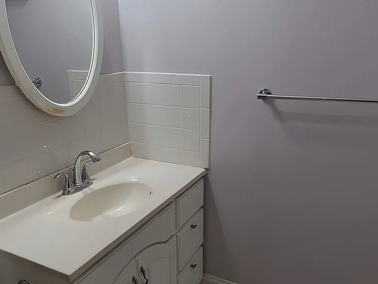 693 E Fullerton Ave #208 — Photo 2