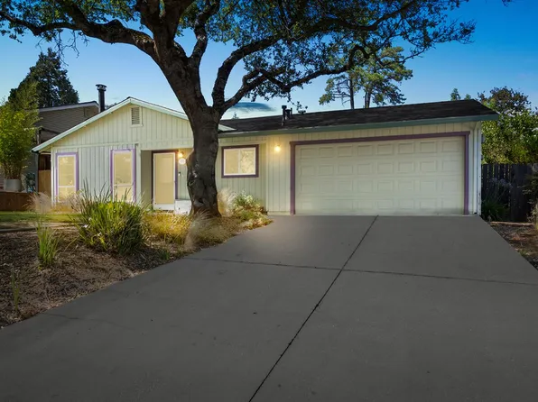 12925 Mott Ct, Auburn, CA 95603