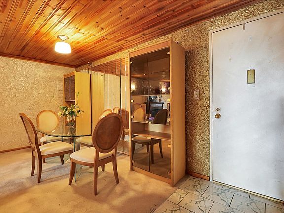 4th image of 135 Post Ave #1B
