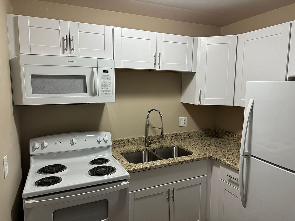 1st image of 1604-1624 N Yellow Springs St #108