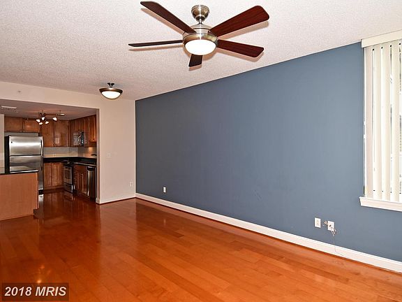 5th image of 1020 N Highland St Unit 509