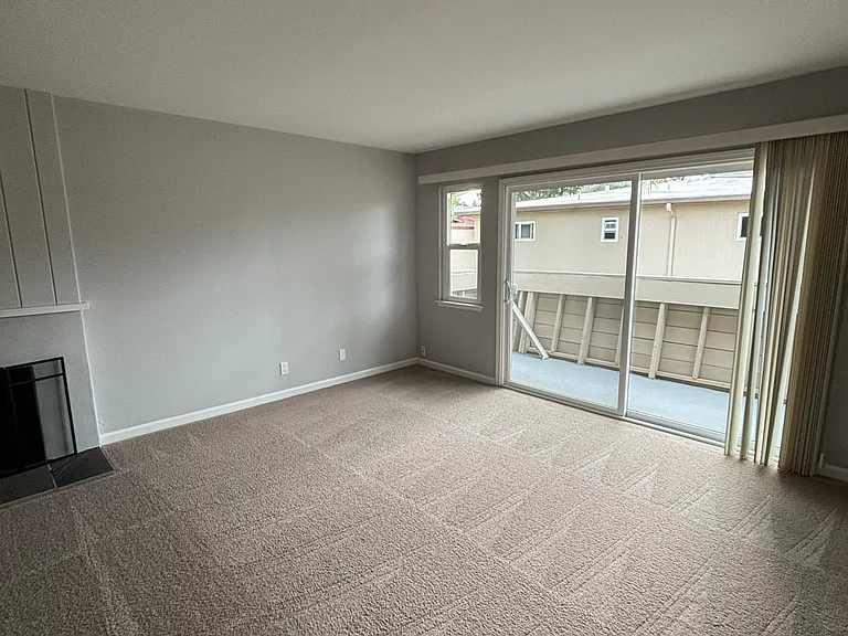 1026 Middle Ave #1026D — Photo 17
