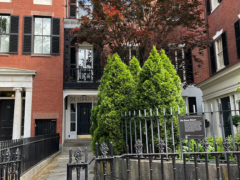 57 Mount Vernon St #B — Photo 13