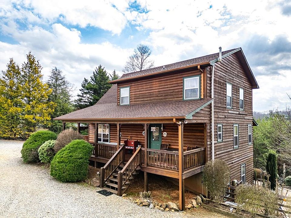 1st image of 210 Pin Oak Rdg