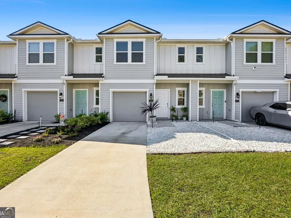 106 Deep Bay Cir, Saint Marys, GA 31558
