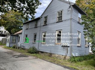 8 Green St APT 2, Topsham, ME 04086