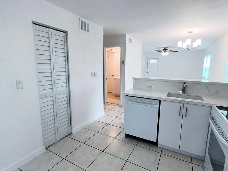 3777 78th Ave #46-E — Photo 4