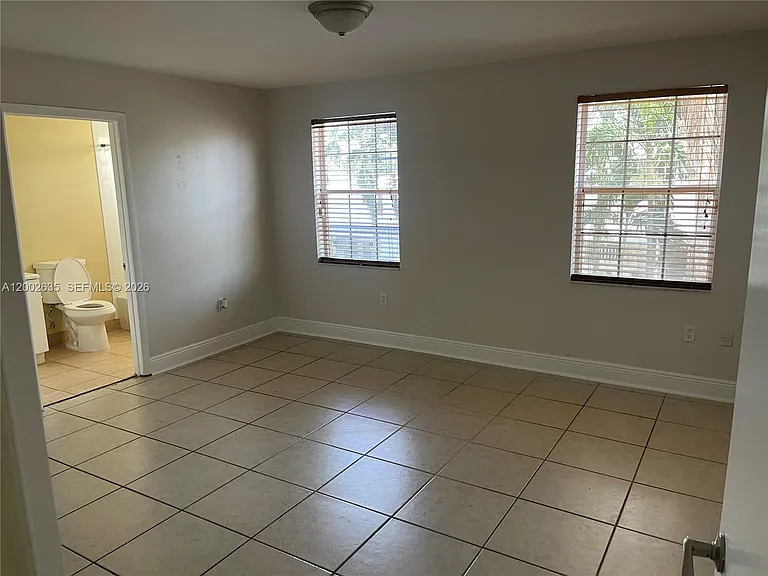 8067 NW 199th Ter — Photo 16