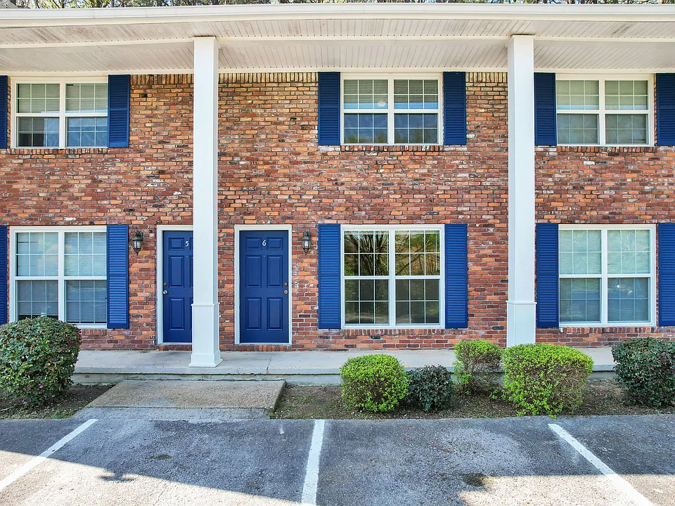 1312 Ely Rd #2