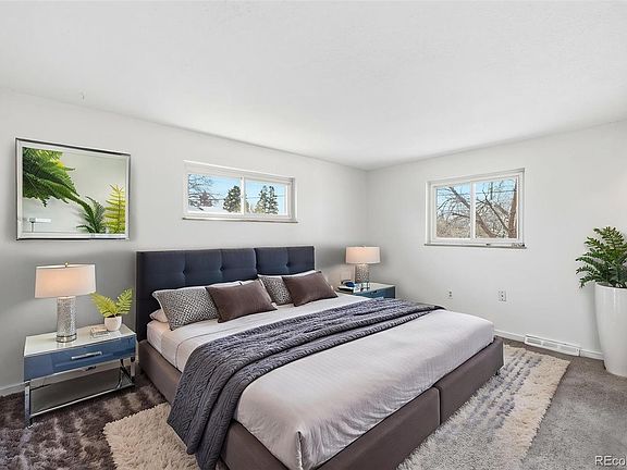 4th image of 1042 S Holland Court