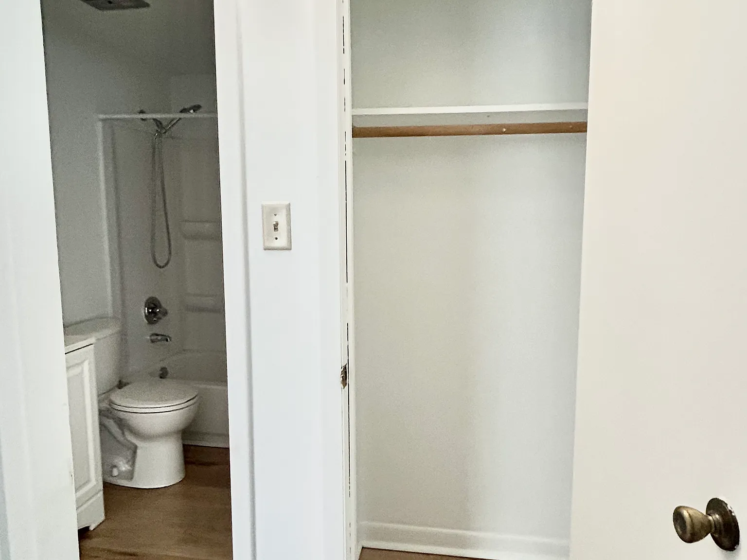 Camelot II Apartments, LLC — Photo 4