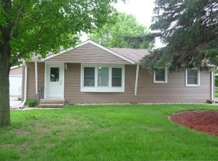 608 9th Ave SE, Waseca, MN 56093