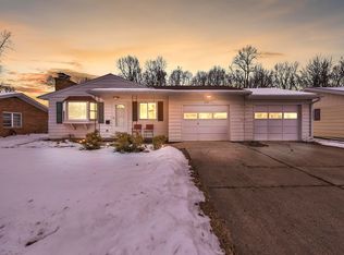 3238 Glasgow Dr, Lansing, MI