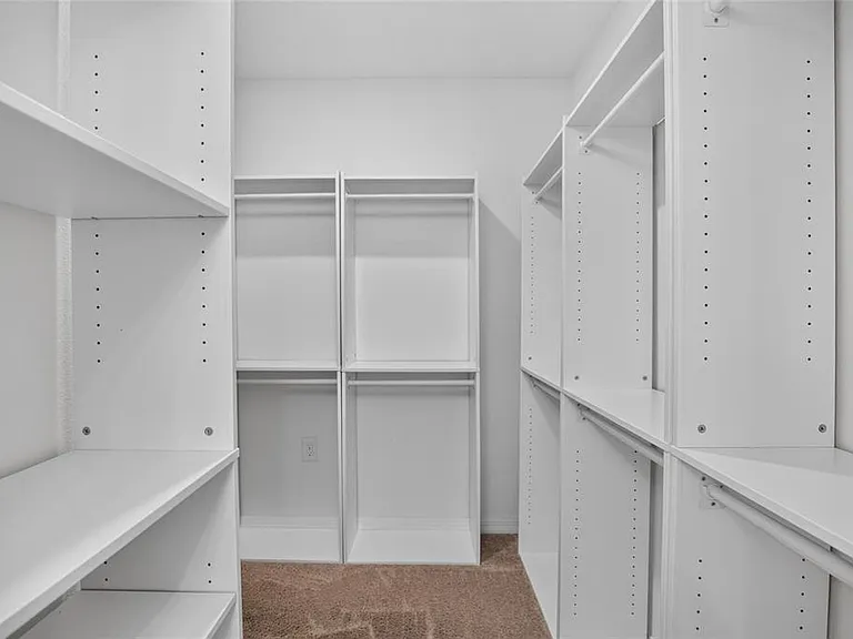 1115 Wynnmere Walk Ave — Photo 38