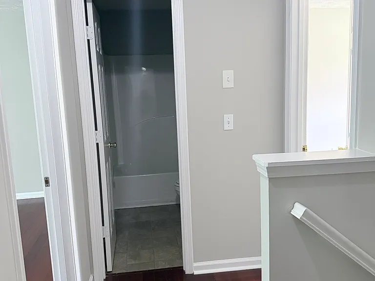 1086 Yellow River Dr — Photo 21