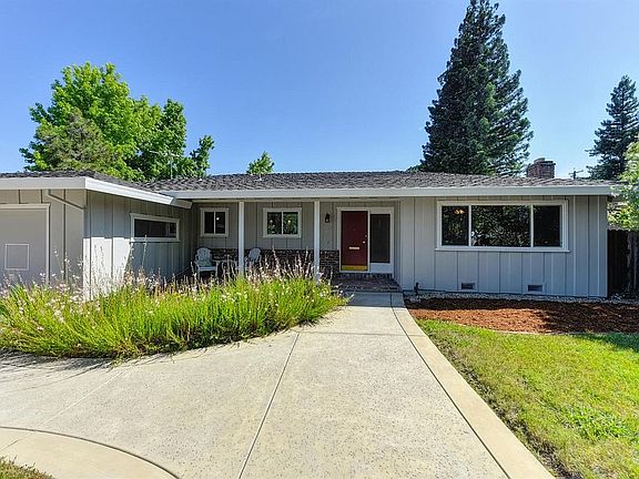 3rd image of 4507 Charleston Dr
