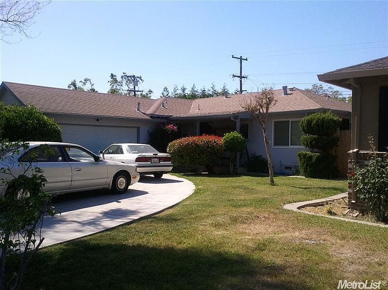 1st image of 115 Nottingham Dr
