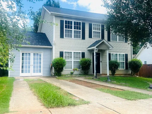 433 Centerfield Dr, Charlotte, NC 28214