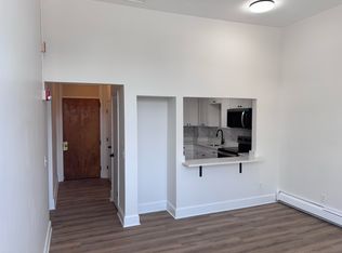 1 bed, 1.0 bath, 950 sqft, $1,650, Warren, RI 02885