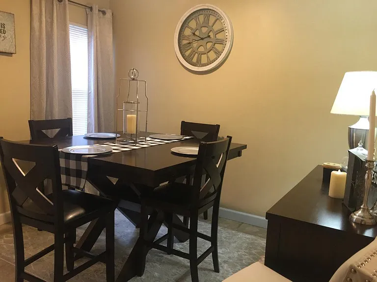 89 Renaissance Ln — Photo 6