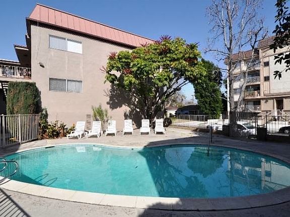 12241 Burbank