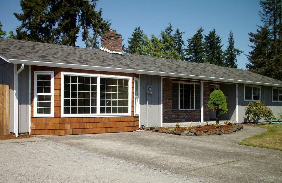1st image of 15010 11th Ave E