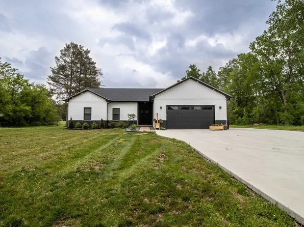 12486 N Lewis Rd, Clio, MI 48420