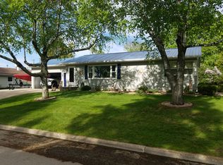 413 S 2nd Ave, Winneconne, WI 54986