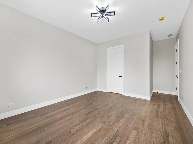 4543 S Ellis Ave #3S — Photo 9