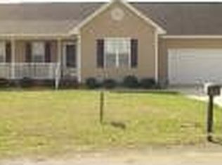174 Mix Trail Ln, Raeford, NC 28376