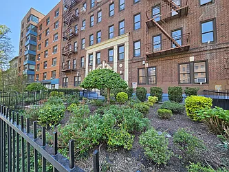 218 Linden Boulevard