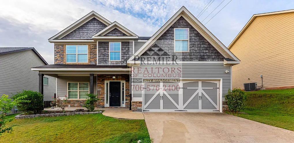 4 bed, 2.5 bath, 2675 sqft, $2,150 — Photo 1