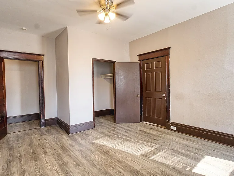 2303 Russell Blvd #1F — Photo 13