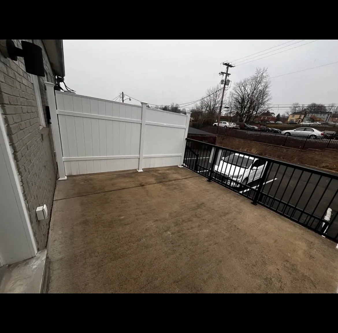 36 W Pike St — Photo 3