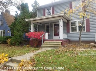 319 W Oakdale Dr, Fort Wayne, IN 46807