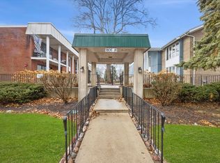 9808 S Karlov Ave APT D, Oak Lawn, IL 60453