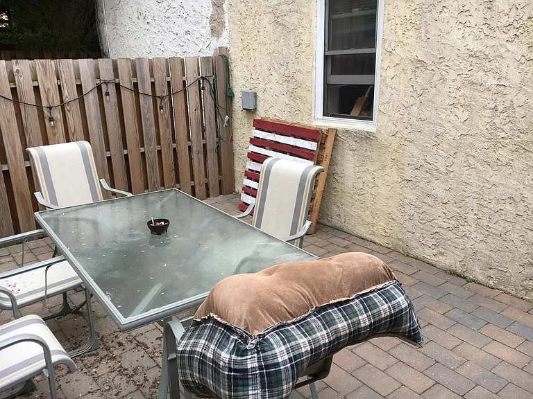 1019 N Lawrence St — Photo 7