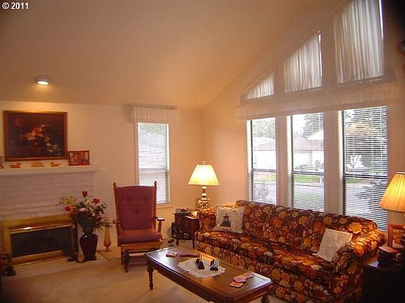2nd image of 2909 SE 153rd Ave