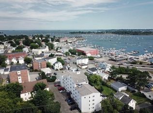 12 Summit Ave APT 4, Beverly, MA 01915